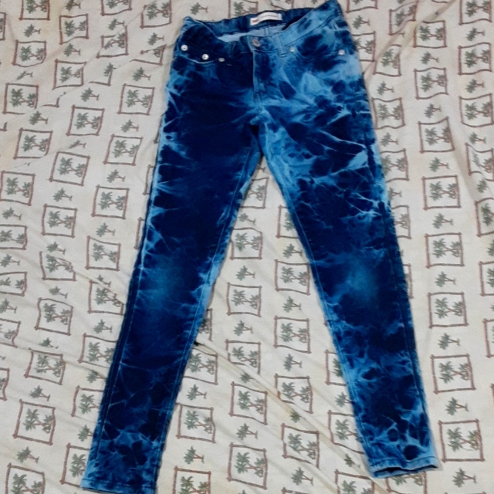 Bleached jeans